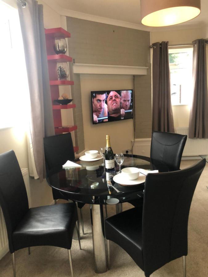 Half Price Offer - Exeter City Apartment Zewnętrze zdjęcie